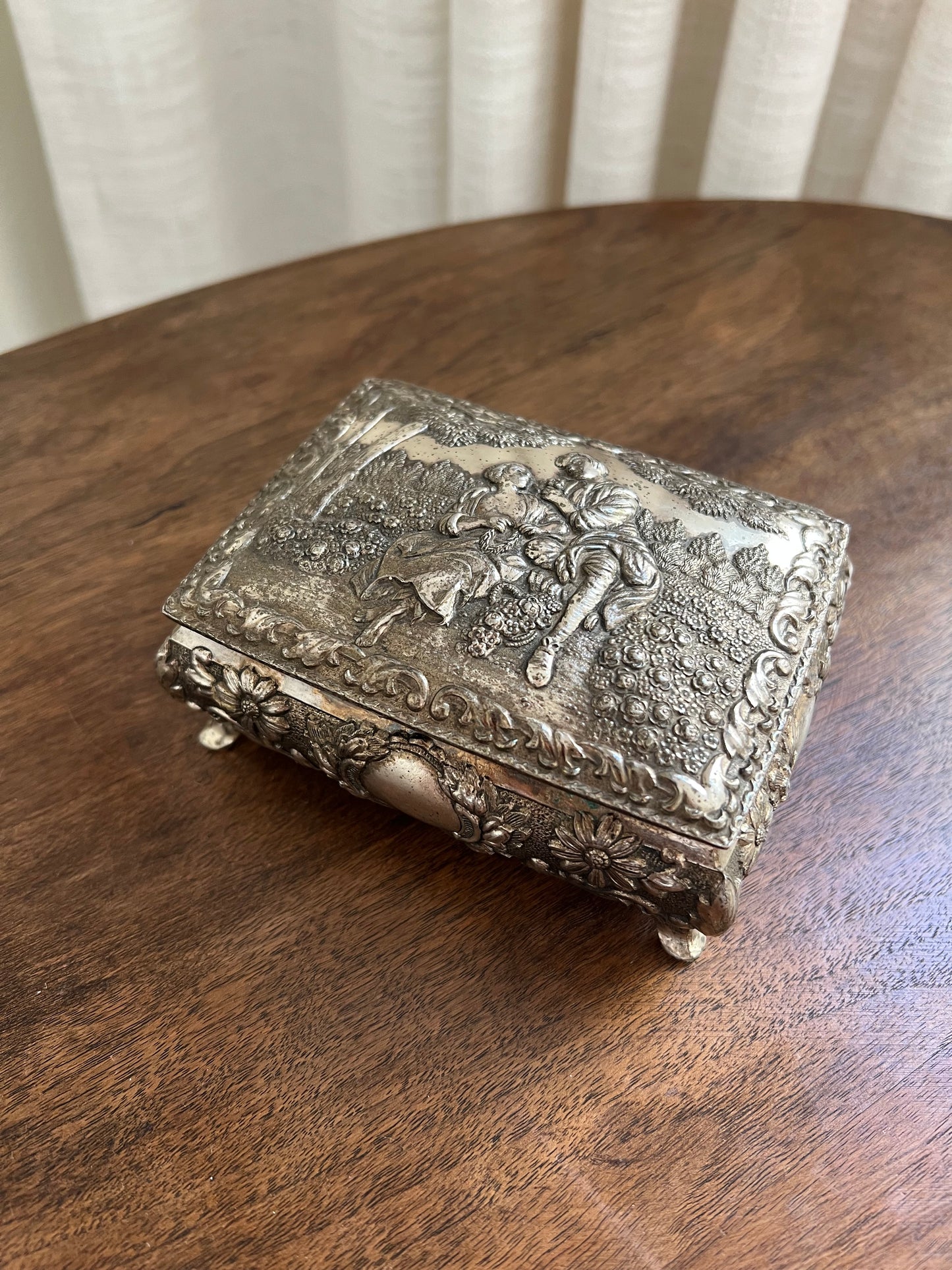 Vintage Decorative Jewelry Box