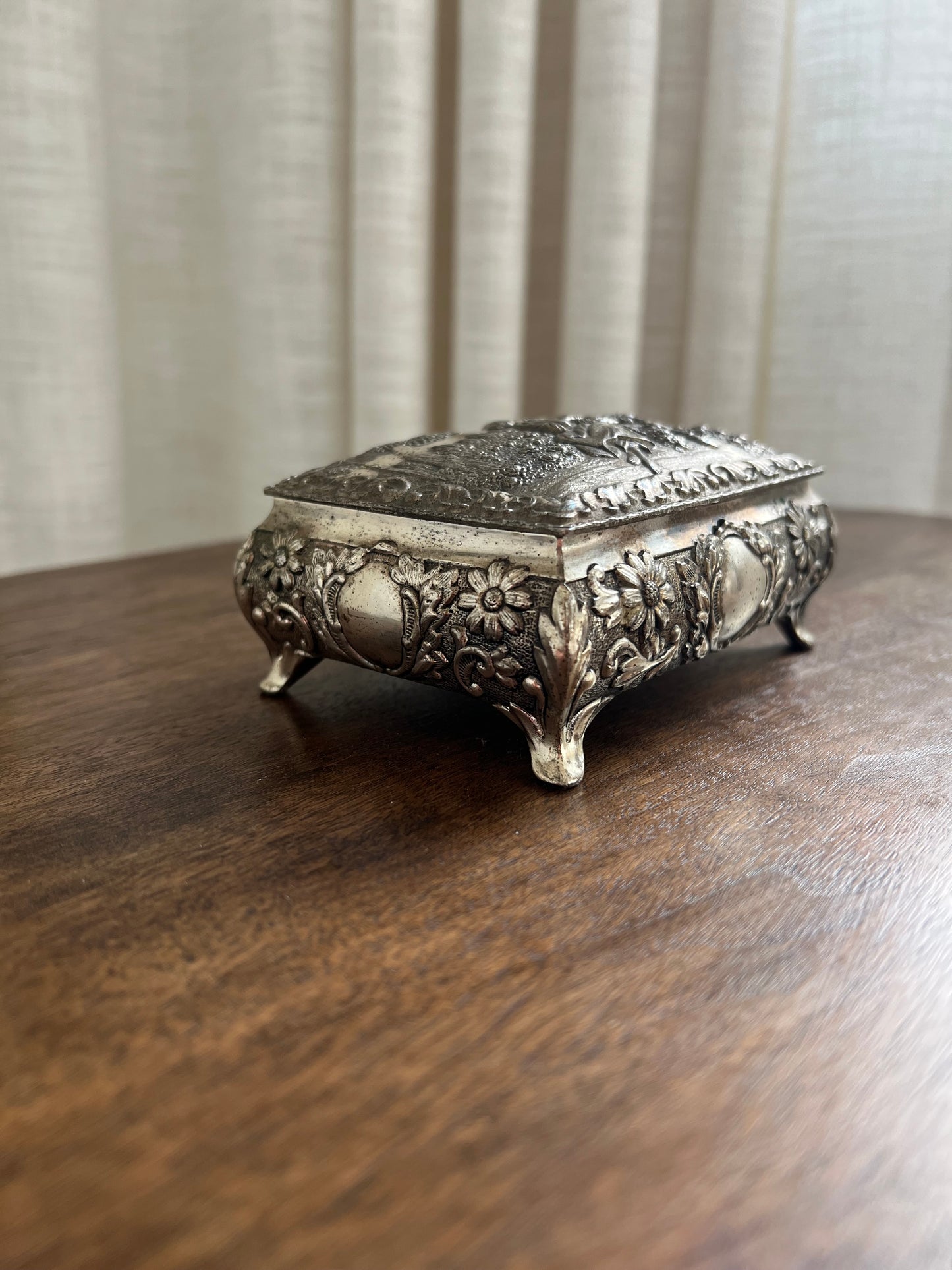 Vintage Decorative Jewelry Box