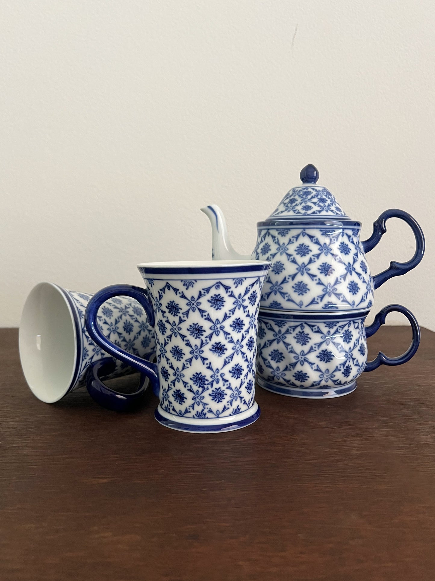 Blue & White Calico Floral Lattice 5 Piece Tea Set
