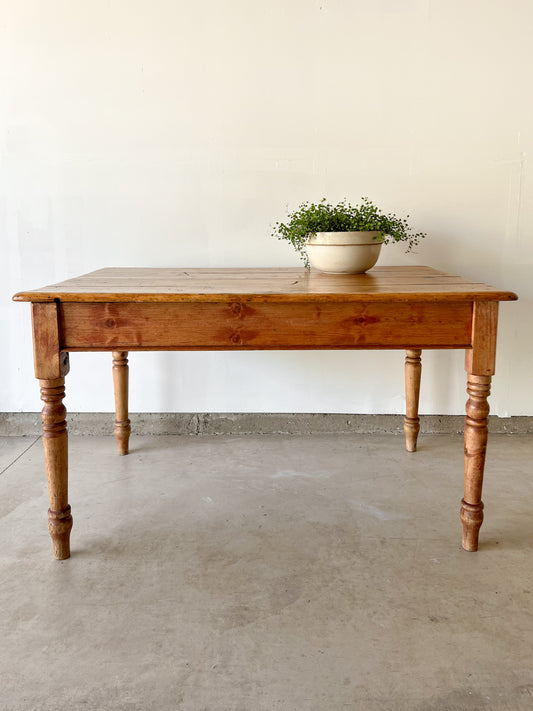 Antique English Pine Farmhouse Kitchen Table c. Early 1800s