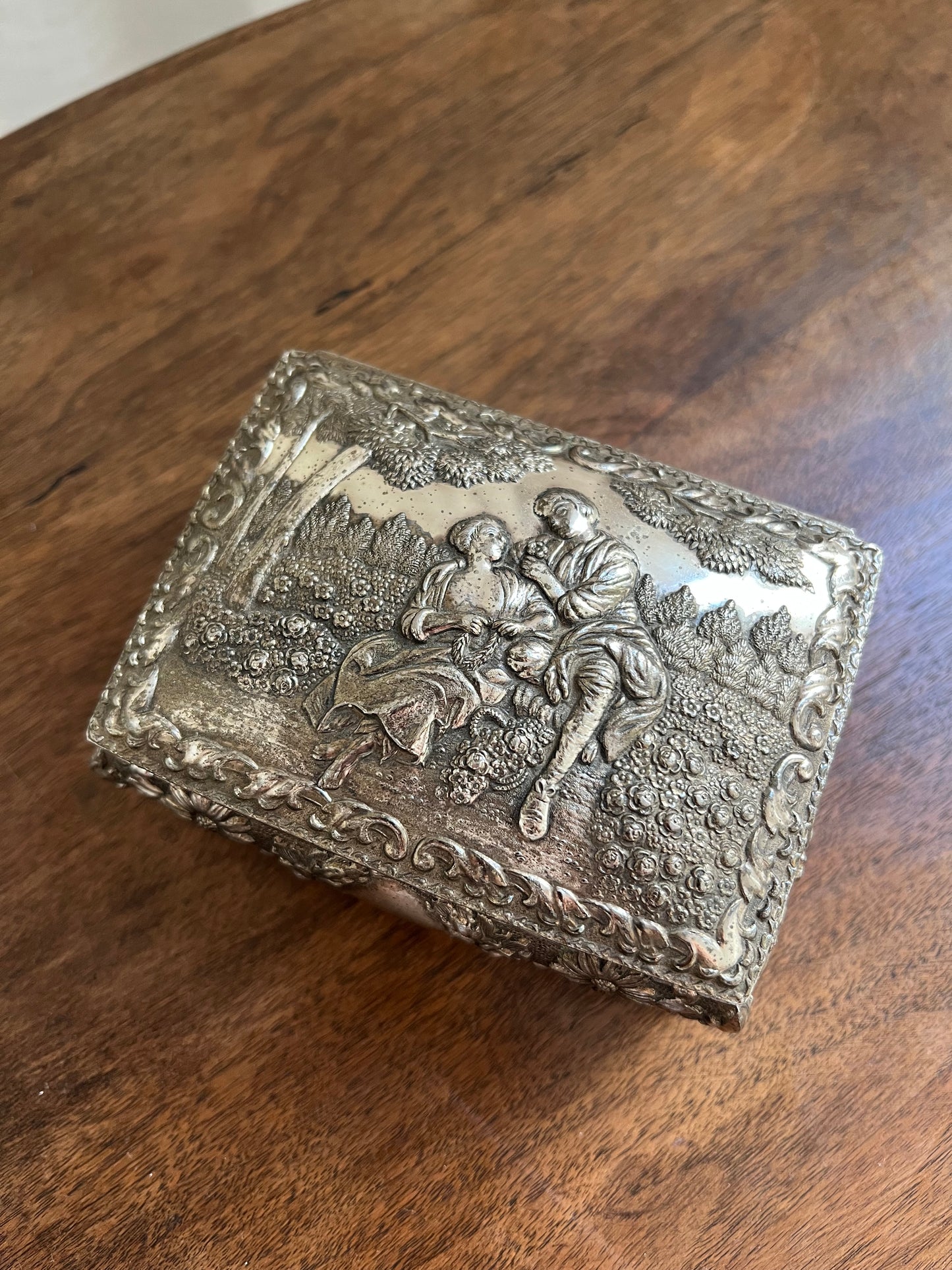 Vintage Decorative Jewelry Box