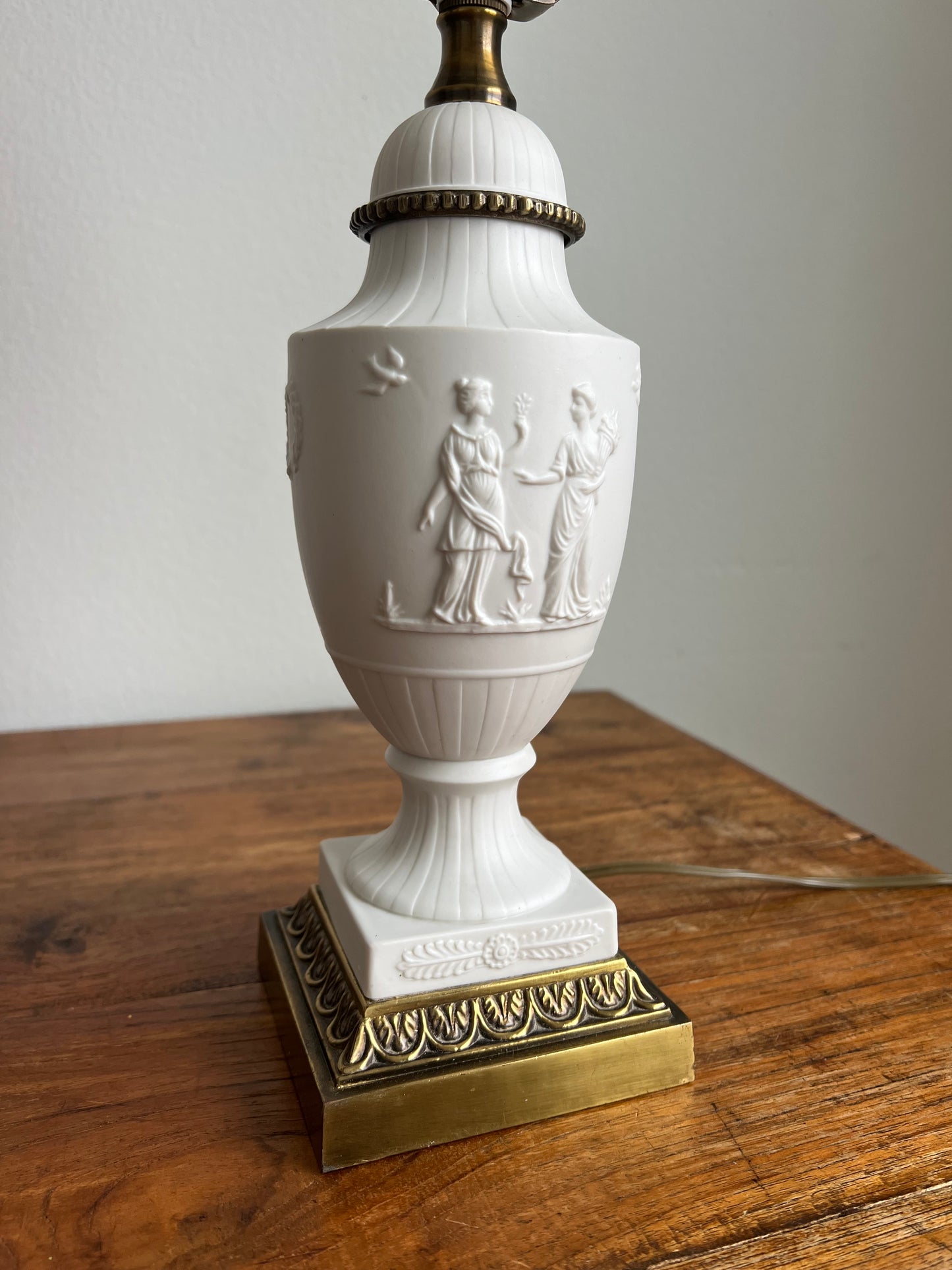 Vintage Neoclassical Ceramic Lamp