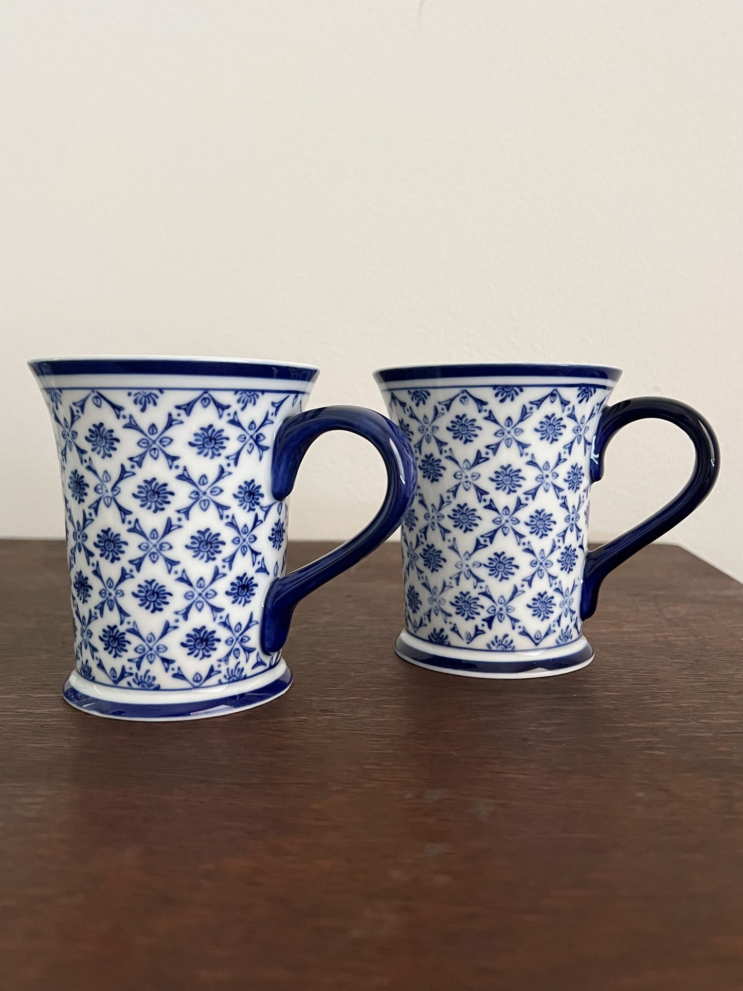 Blue & White Calico Floral Lattice 5 Piece Tea Set