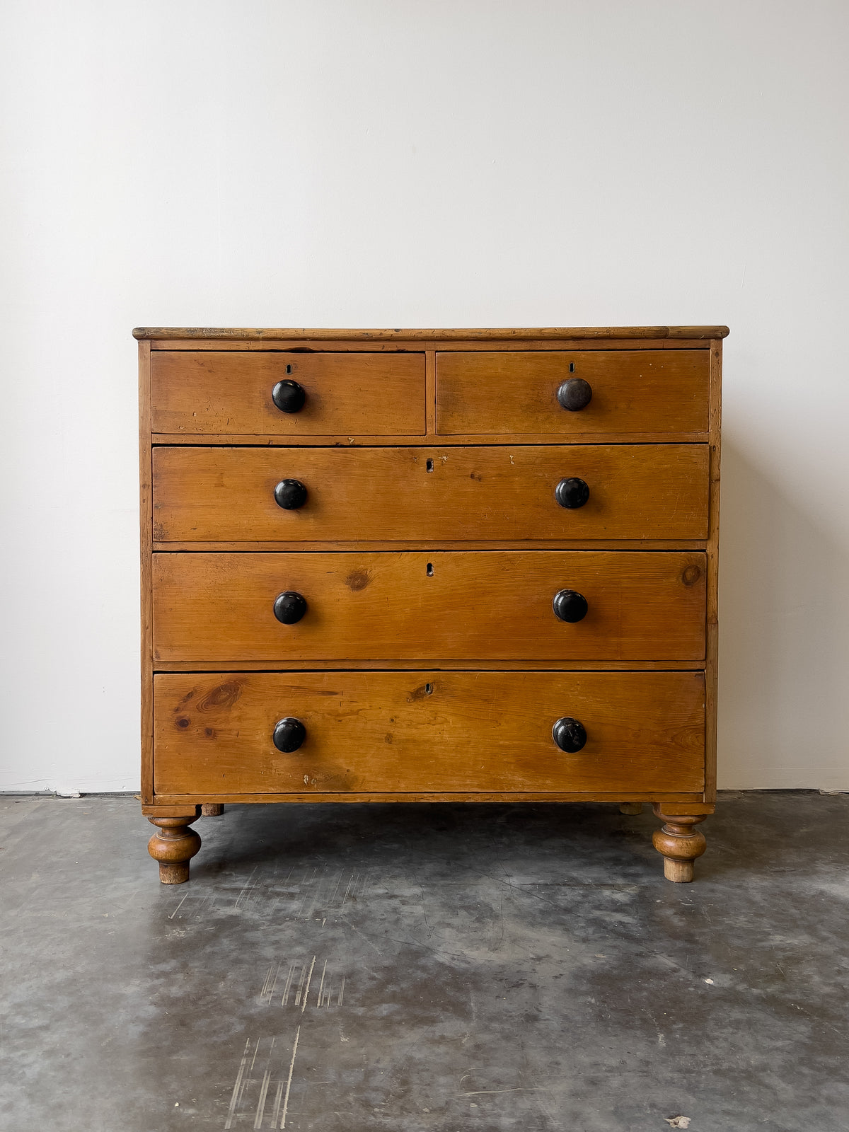 Antique English Pine Rustic Chest of Drawers with Black Knobs