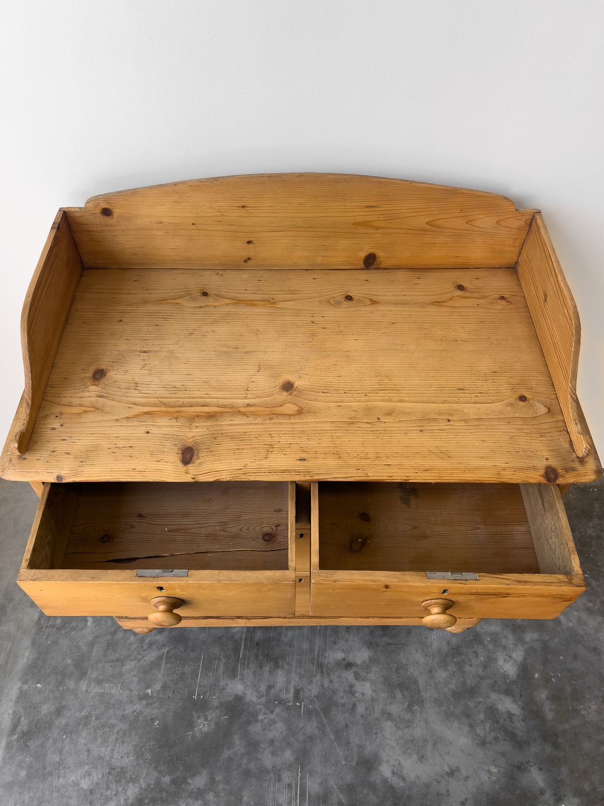 Antique Chest of Drawers | Dresser with Gallery Back