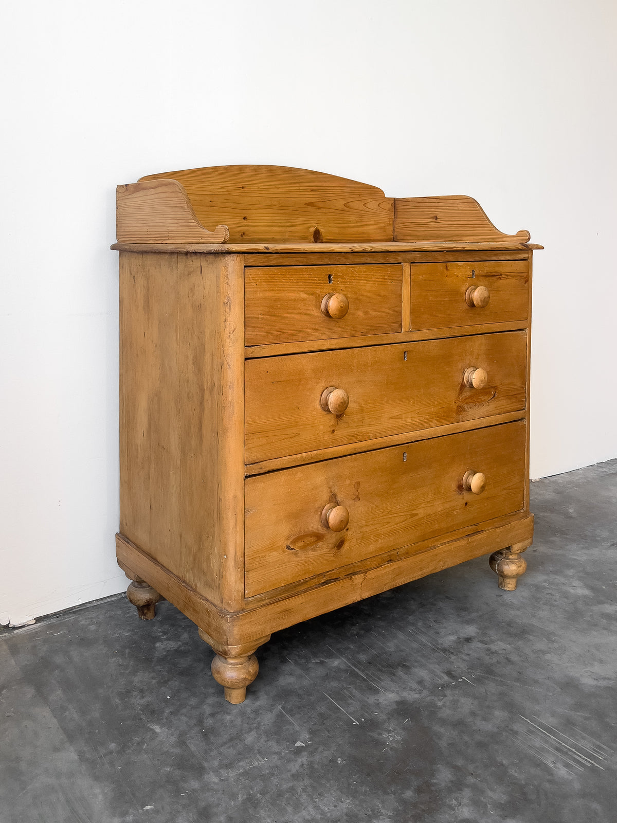 Antique Chest of Drawers | Dresser with Gallery Back