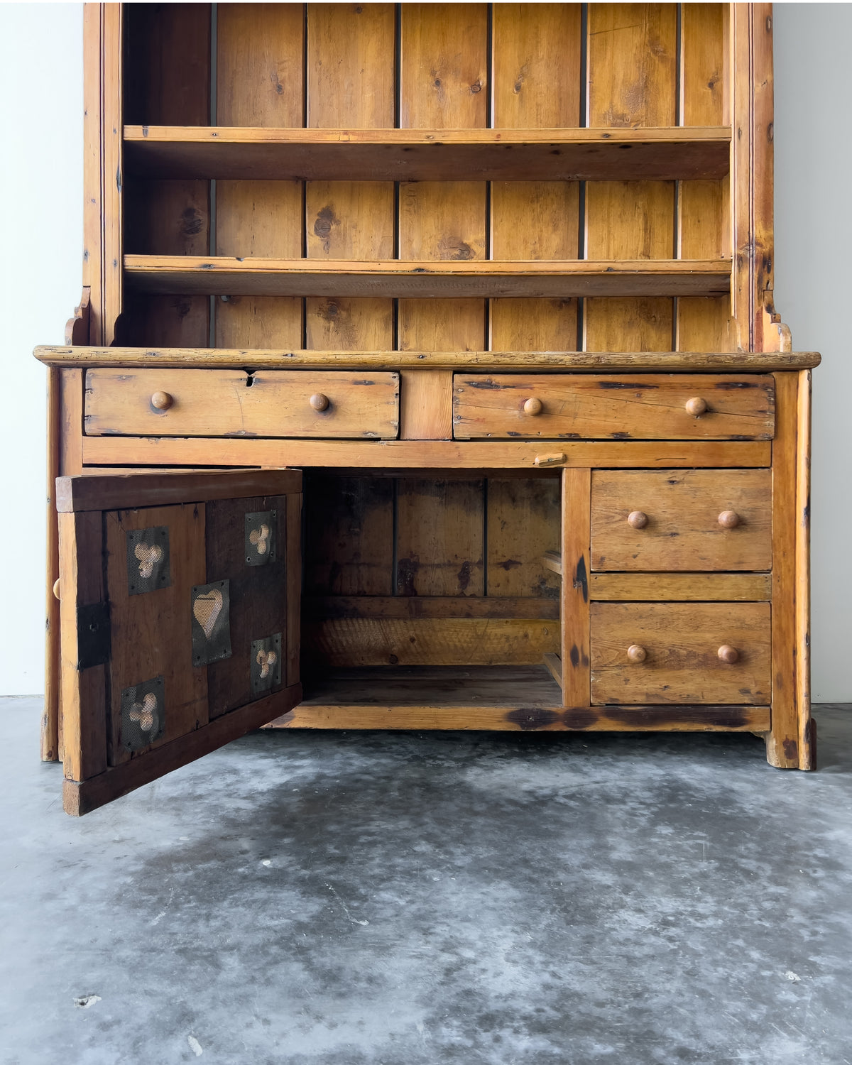 Antique Irish Pine Dresser | Hutch with Shelves
