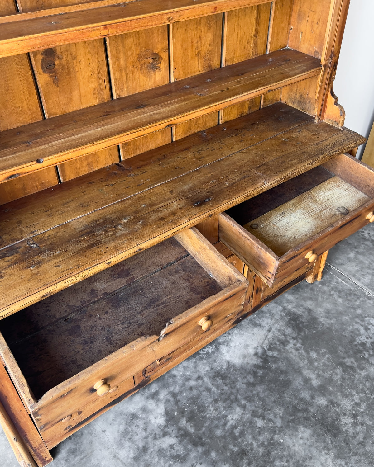 Antique Irish Pine Dresser | Hutch with Shelves