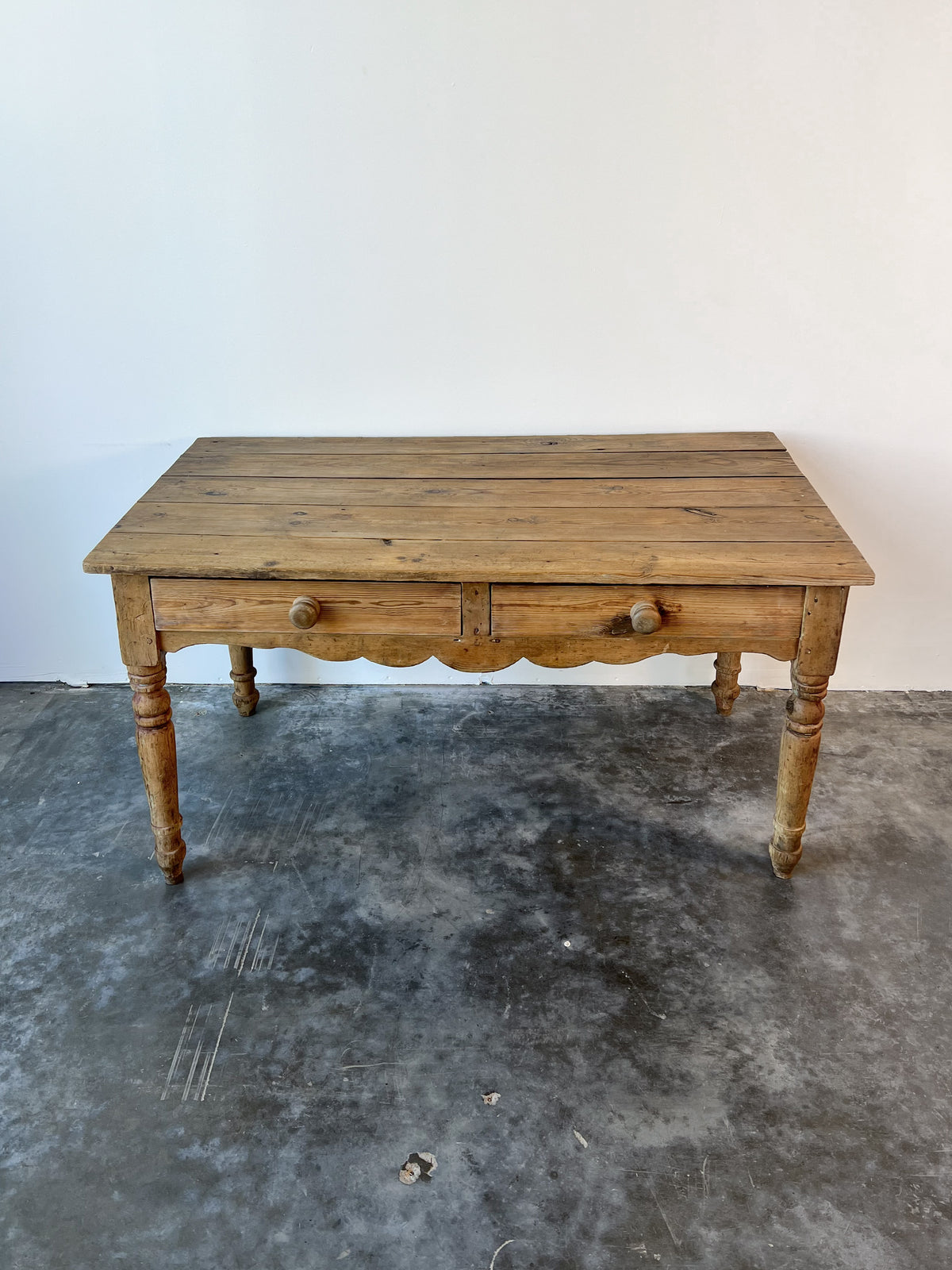 Antique Victorian Pine Side Table with Scalloped Apron