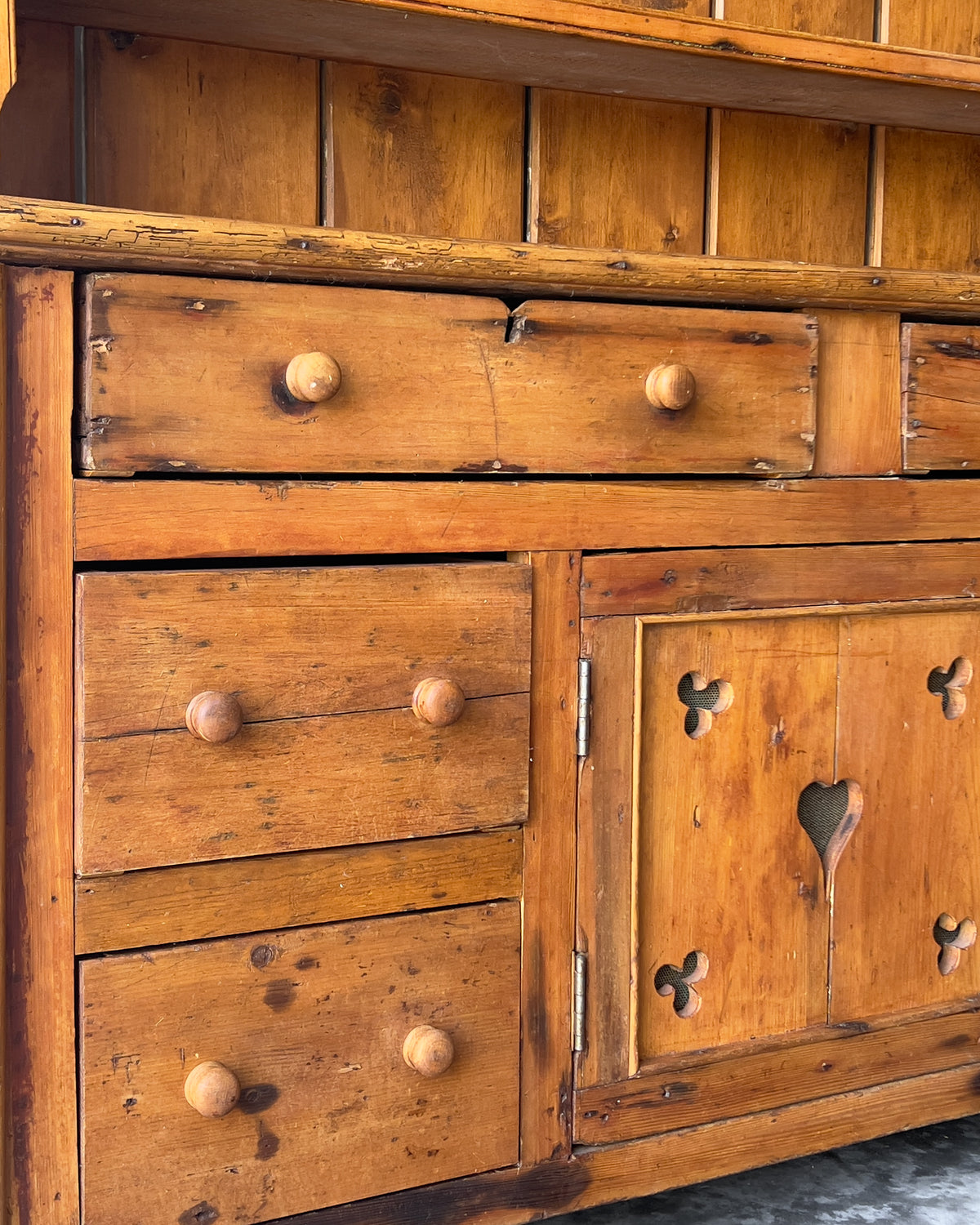Antique Irish Pine Dresser | Hutch with Shelves