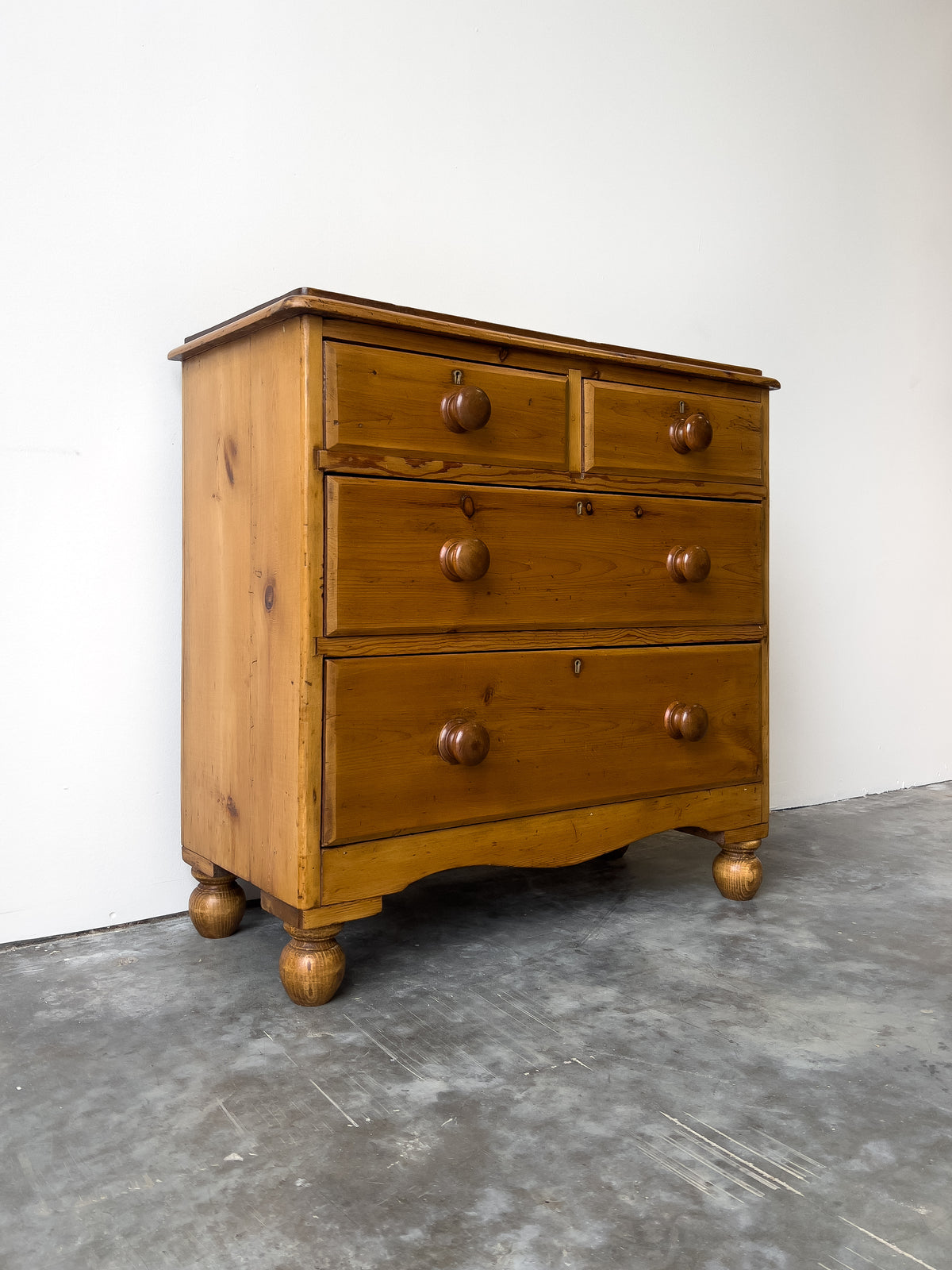 19th Century English Pine Dresser | Chest of Drawers with Contrast Knobs