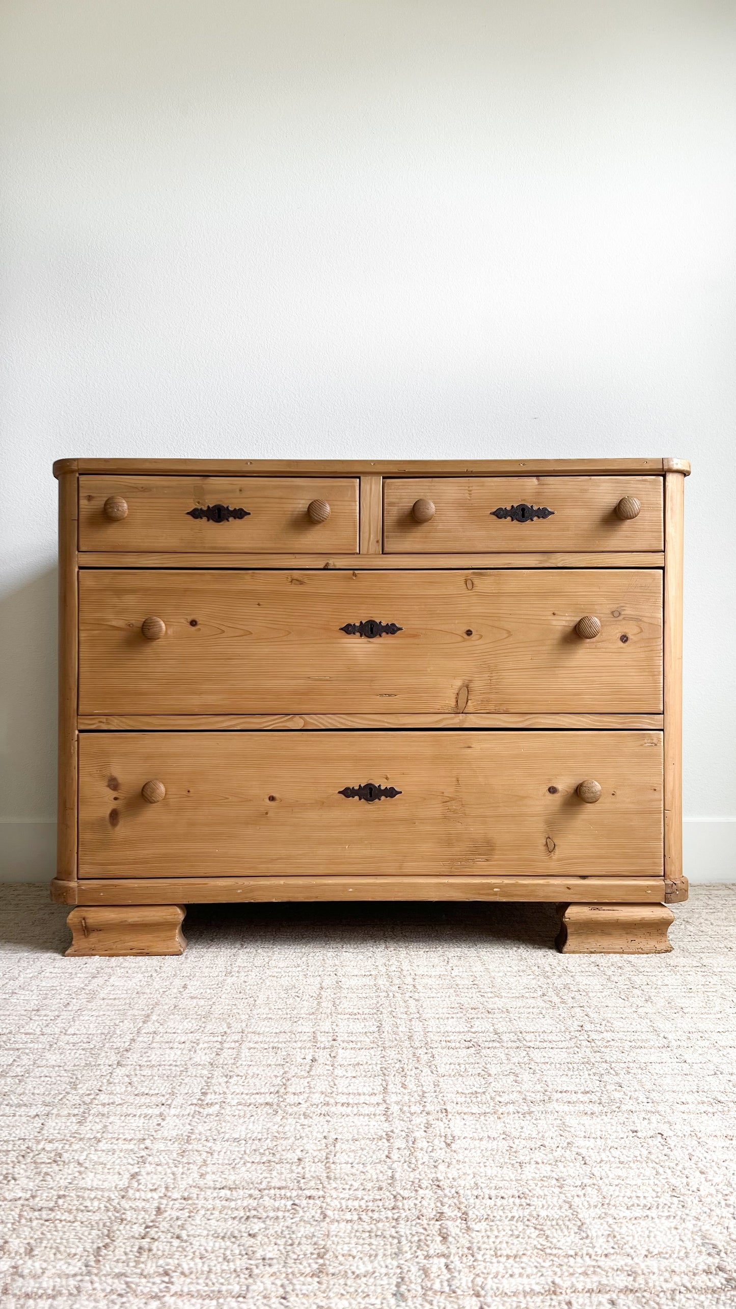 Late Victorian Antique English Chest of Drawers