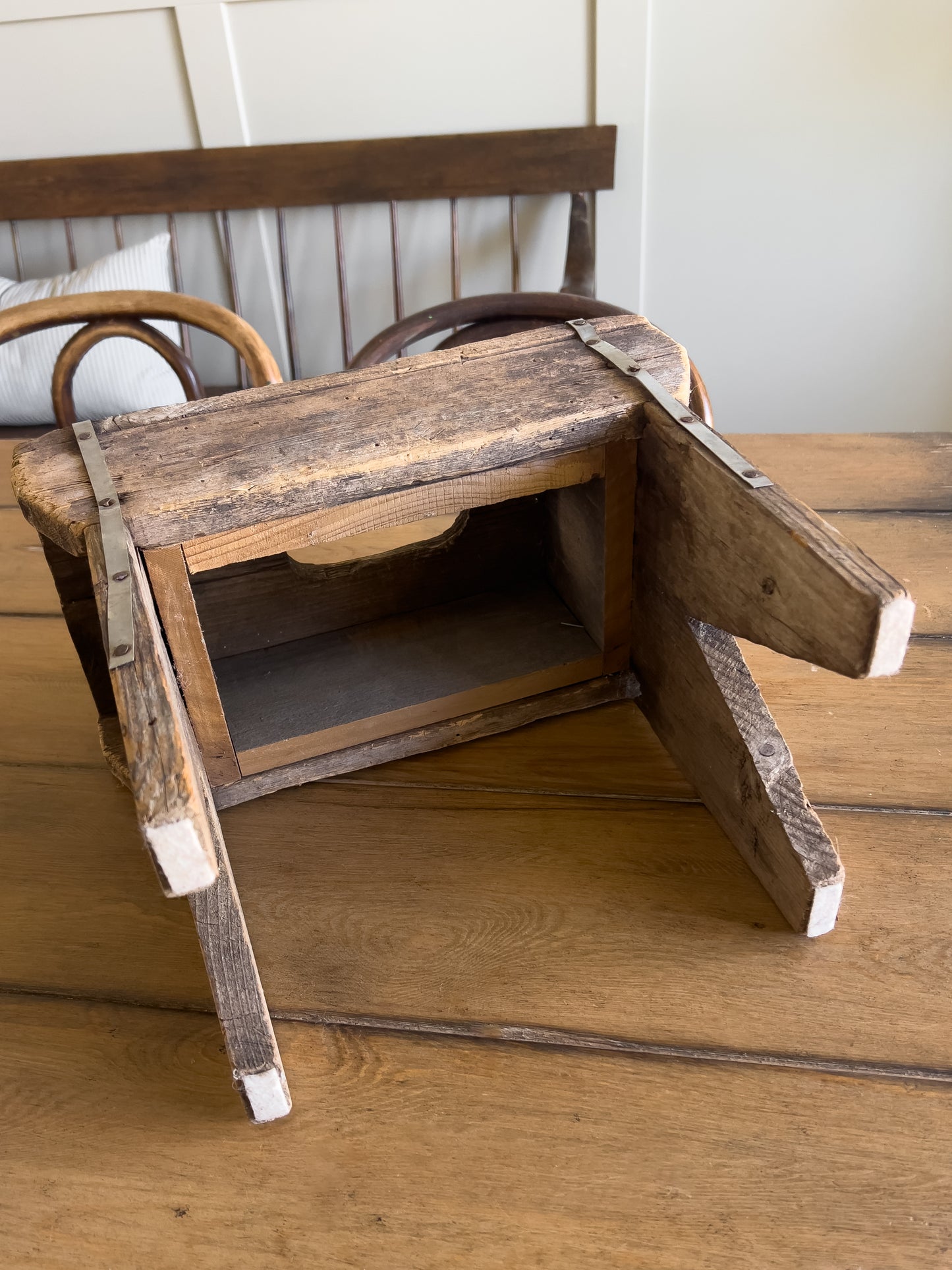 Primitive Stool