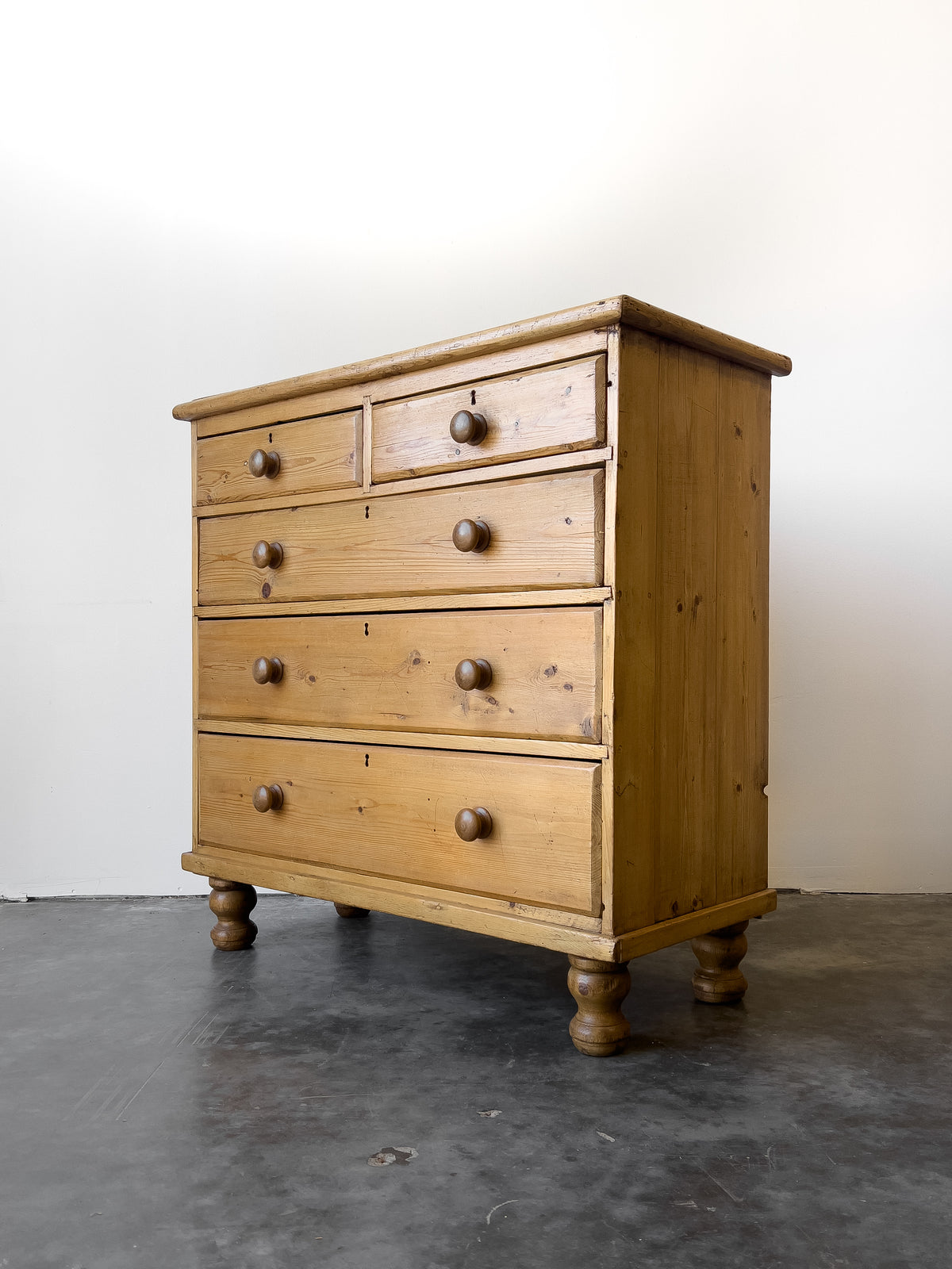 19th Century English Pine Chest of Drawers