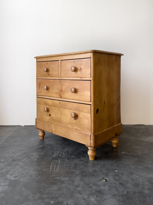 19th Century English Pine Chest of Drawers | Dresser