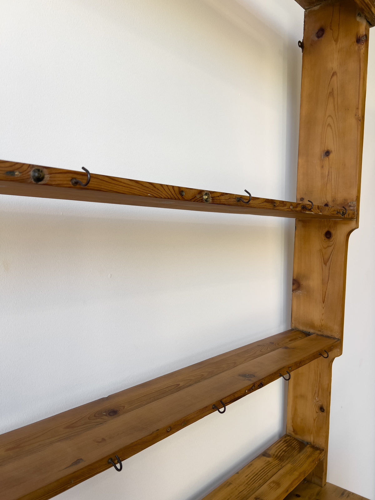 Antique Pine Georgian Pot Board with Plate Rack