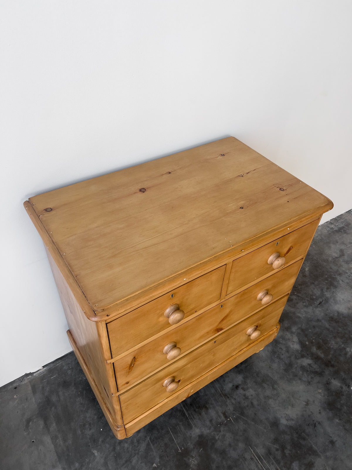 19th Century English Pine Chest of Drawers | Dresser