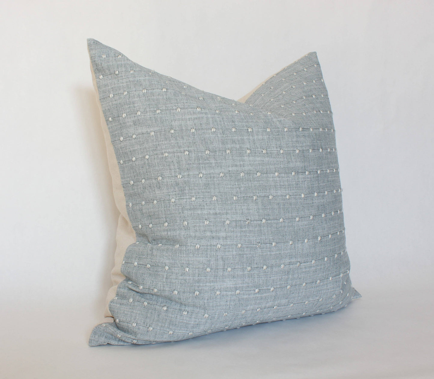 Isla Pillow