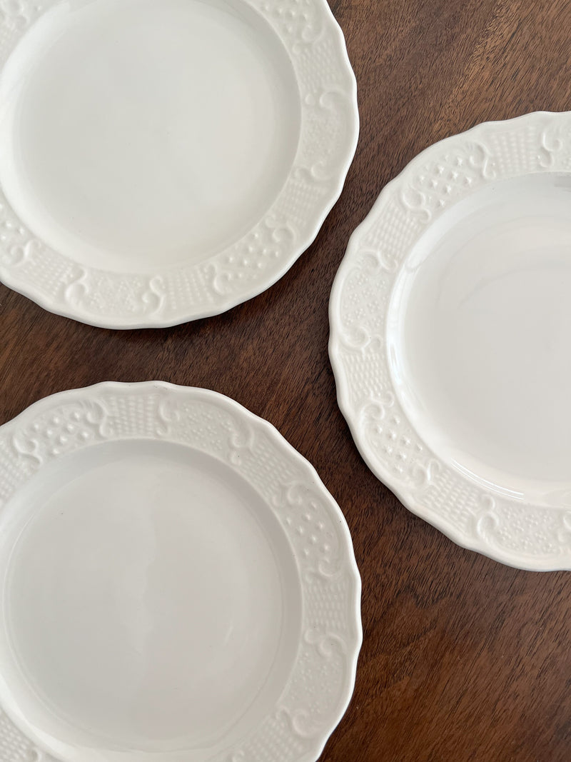 Vintage American Traditional Ironstone plate