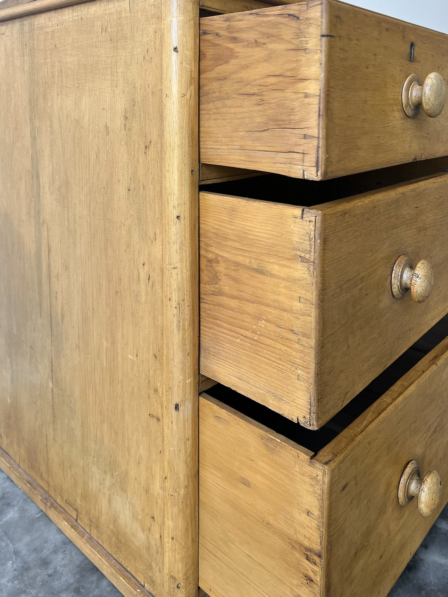 Antique English Pine Chest of Drawers | Dresser