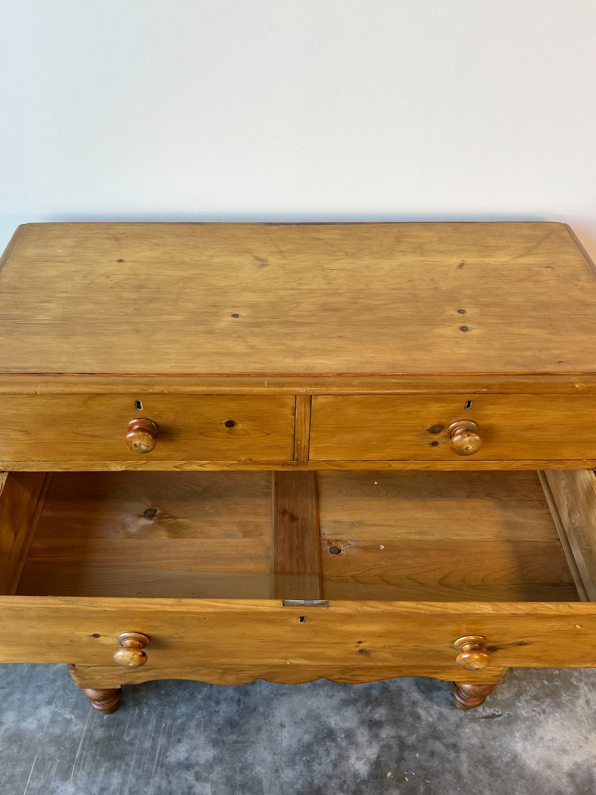 Antique Victorian Pine Chest of Drawers, 2 over 3