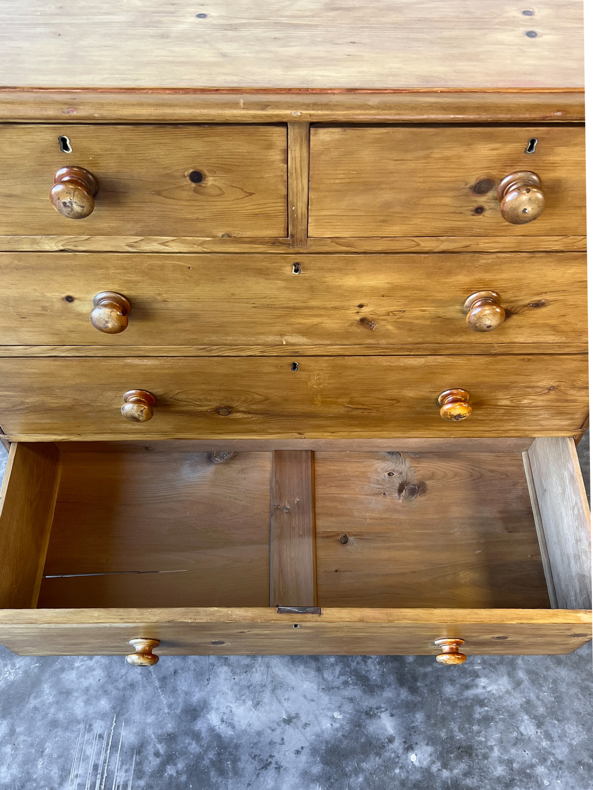 Antique Victorian Pine Chest of Drawers, 2 over 3