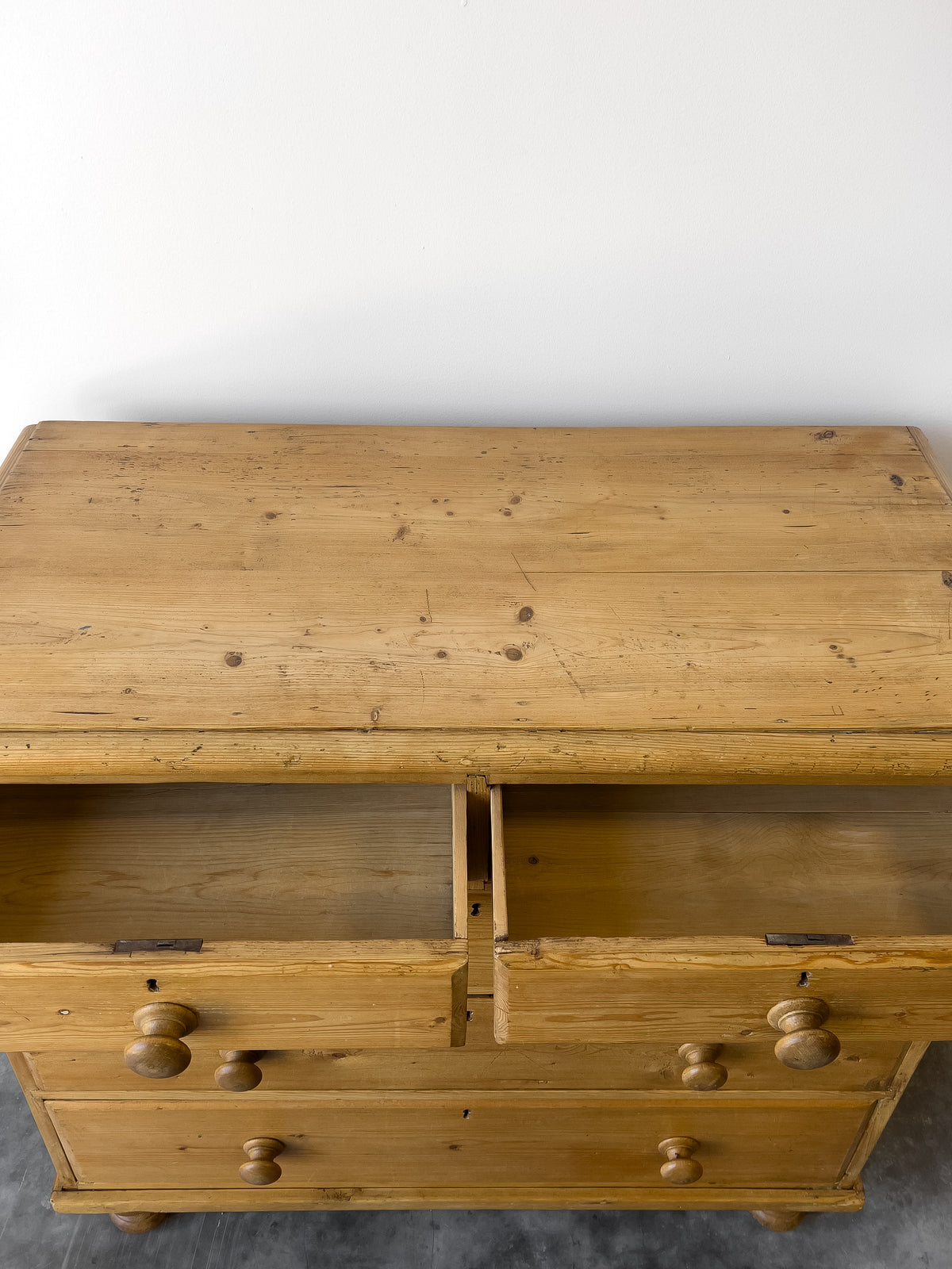 19th Century English Pine Chest of Drawers