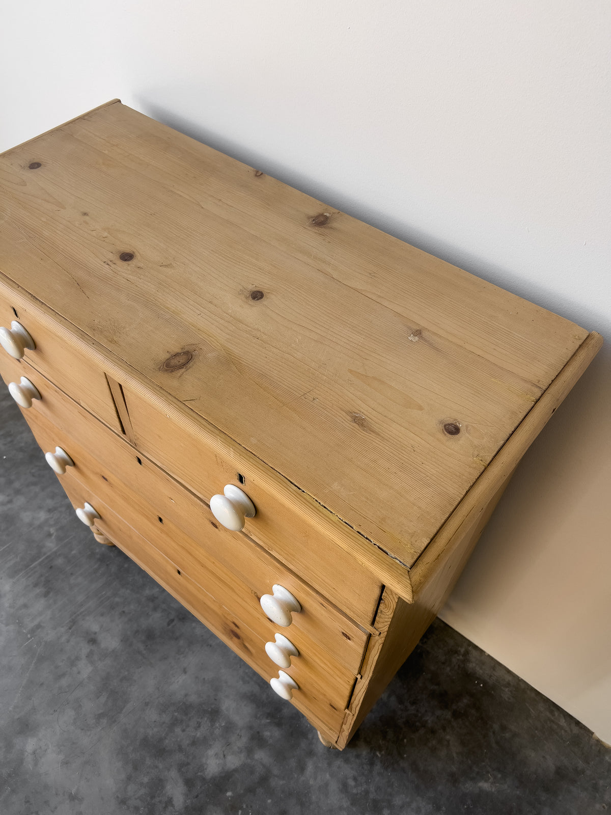 19th Century English Pine Chest of Drawers | Dresser with Porcelain Knobs