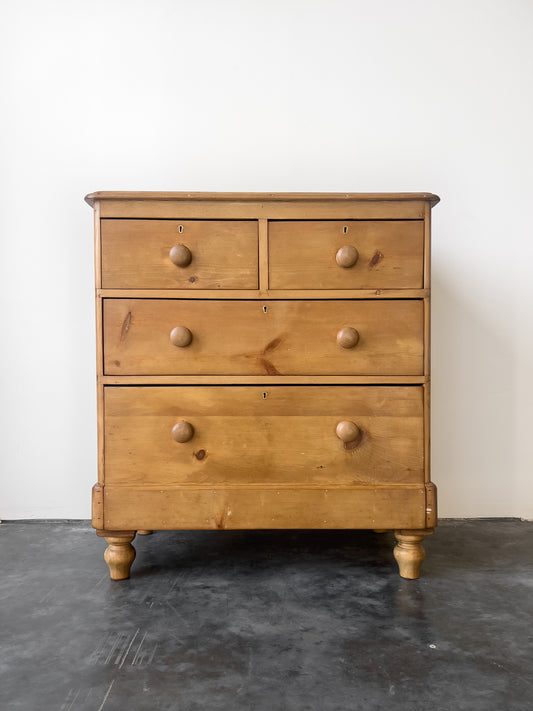 19th Century English Pine Chest of Drawers | Dresser