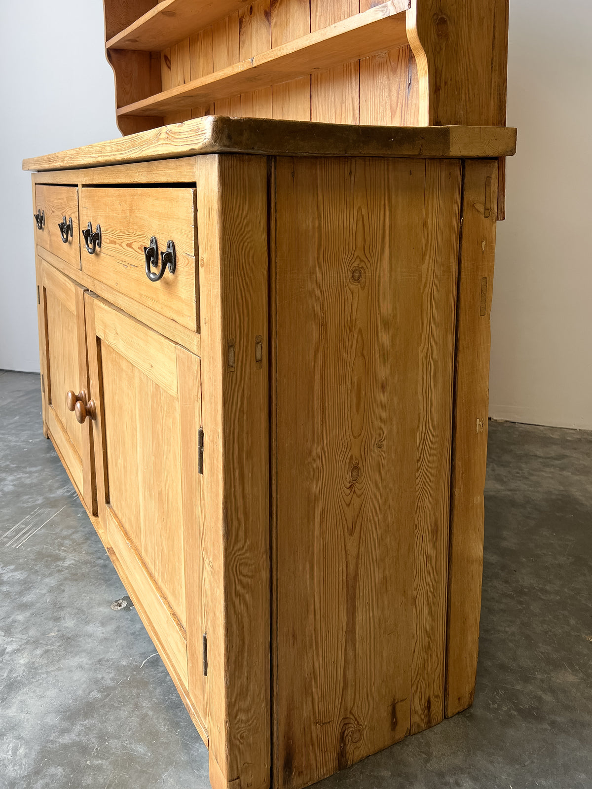 Antique 19th Century Pine Hutch with Plate Rack