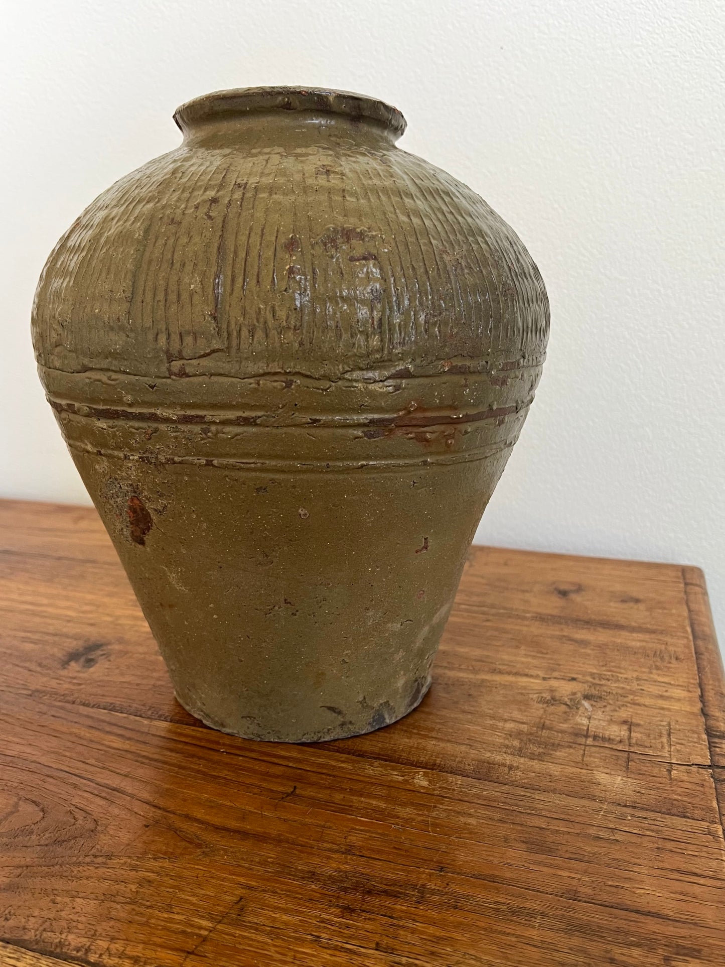Vintage Mijiu Jar