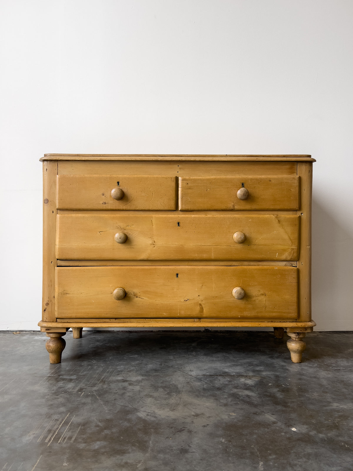 Antique 19th Century English Victorian Pine 2/2 Chest of Drawers