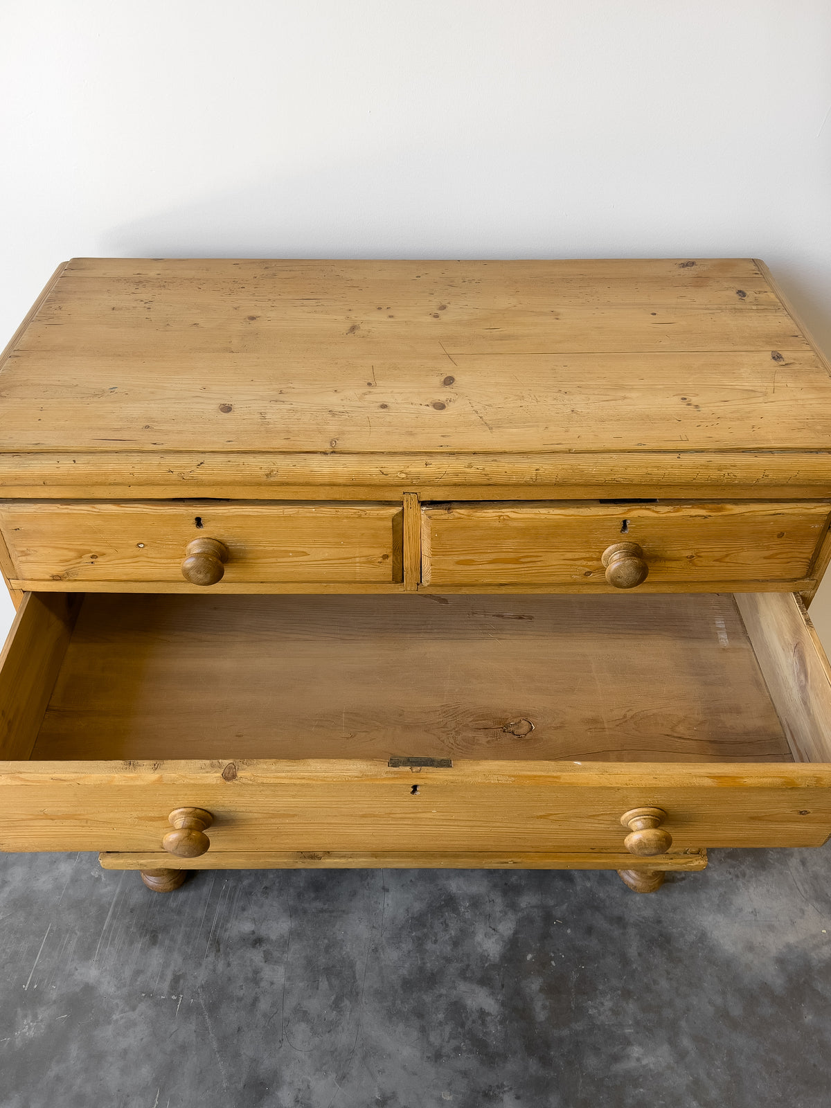 19th Century English Pine Chest of Drawers