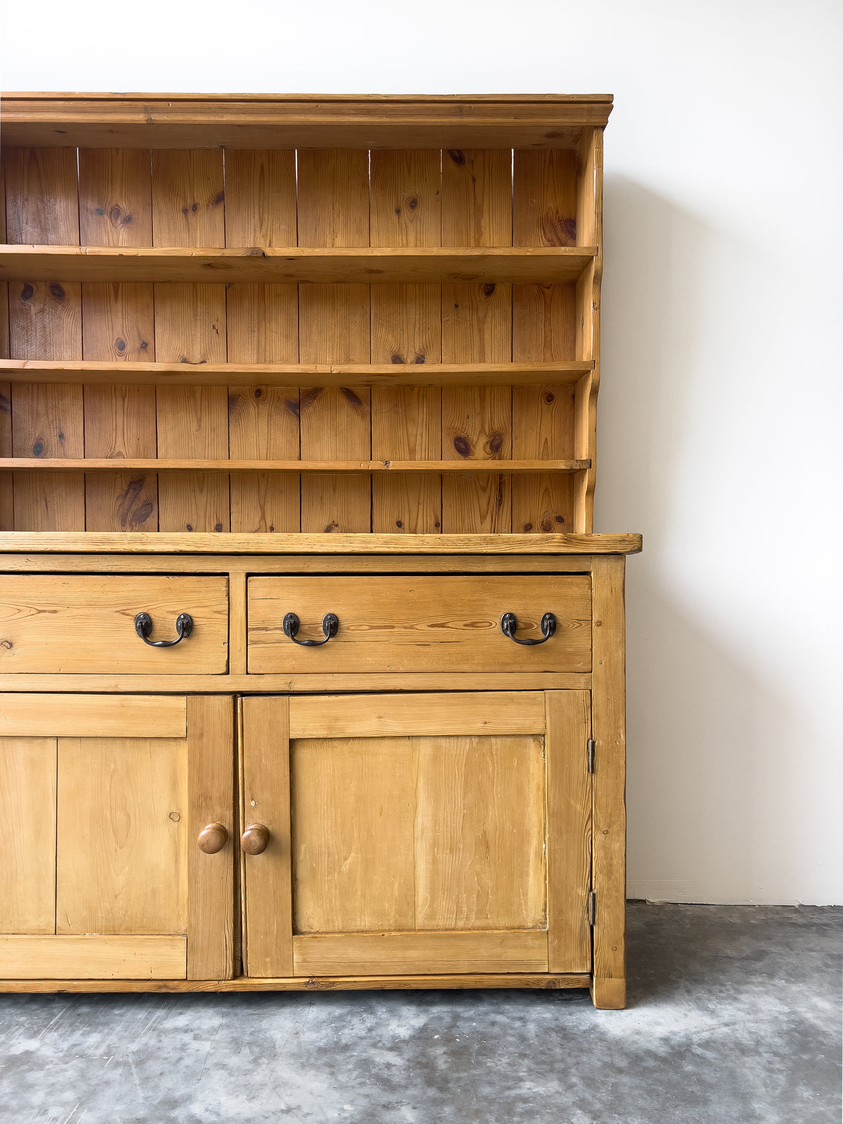 Antique 19th Century Pine Hutch with Plate Rack
