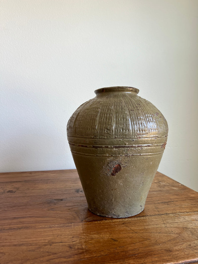 Vintage Mijiu Jar