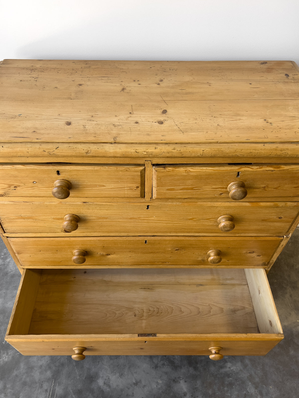 19th Century English Pine Chest of Drawers