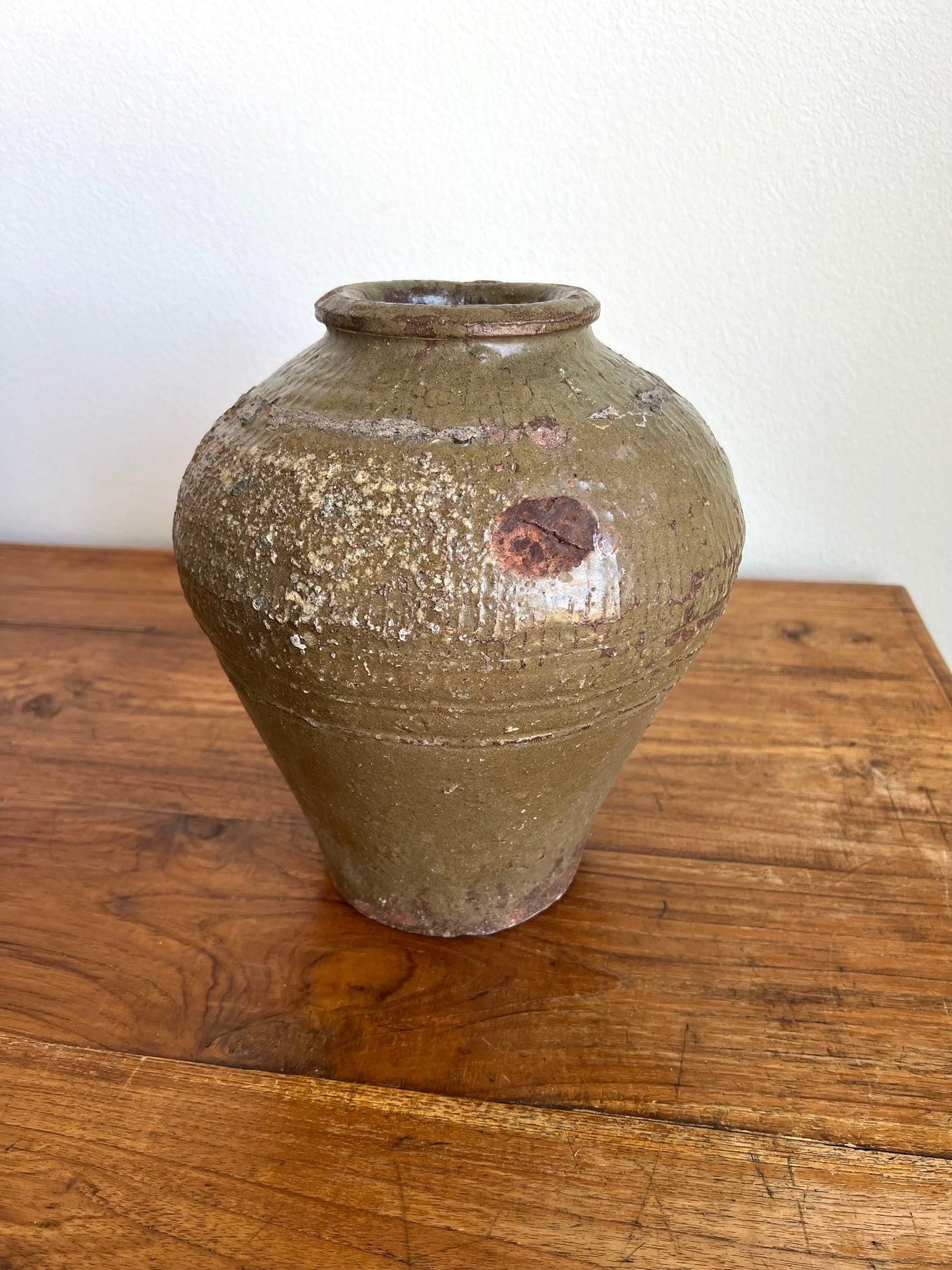 Vintage Mijiu Jar
