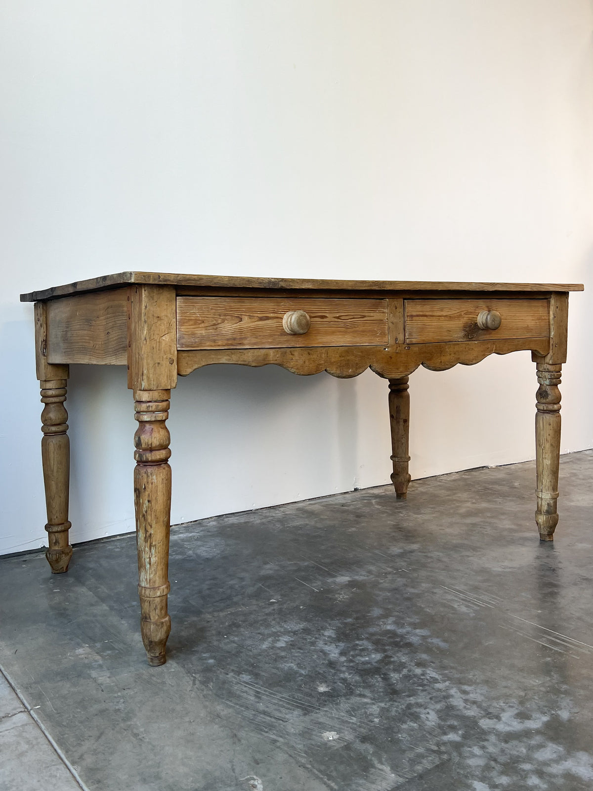 Antique Victorian Pine Side Table with Scalloped Apron