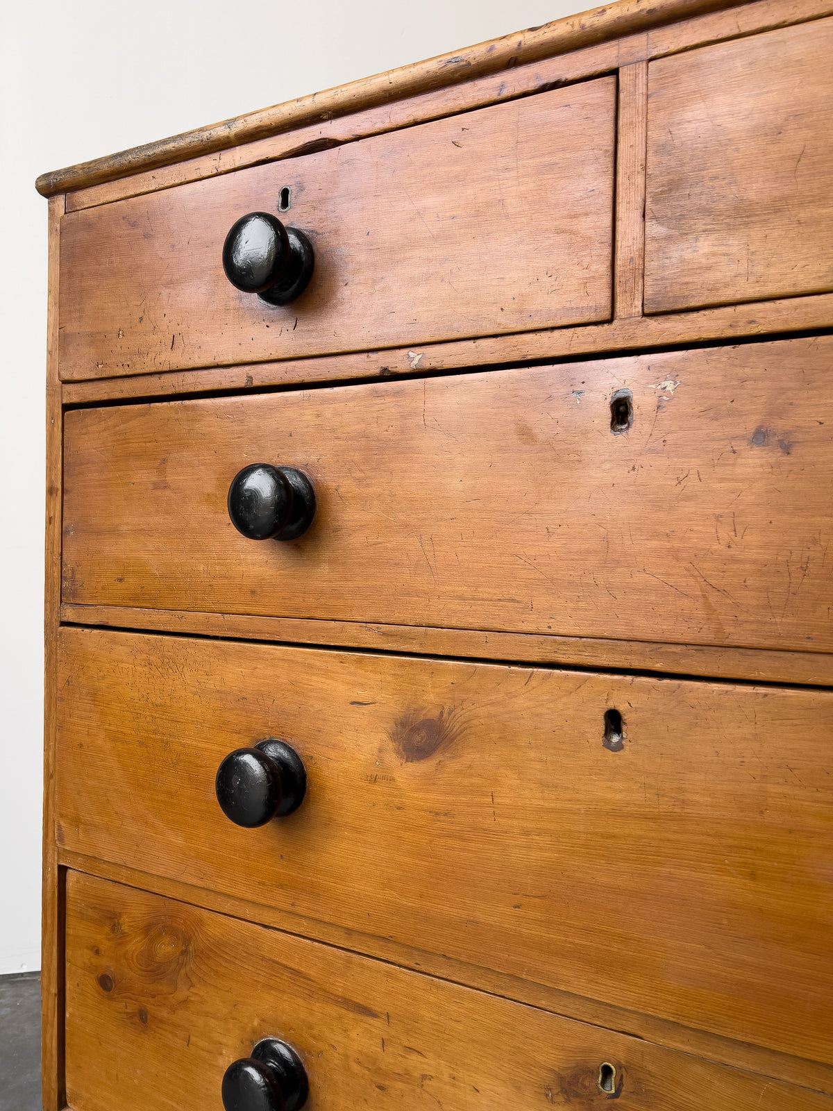 Antique English Pine Rustic Chest of Drawers with Black Knobs