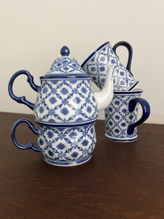 Blue & White Calico Floral Lattice 5 Piece Tea Set