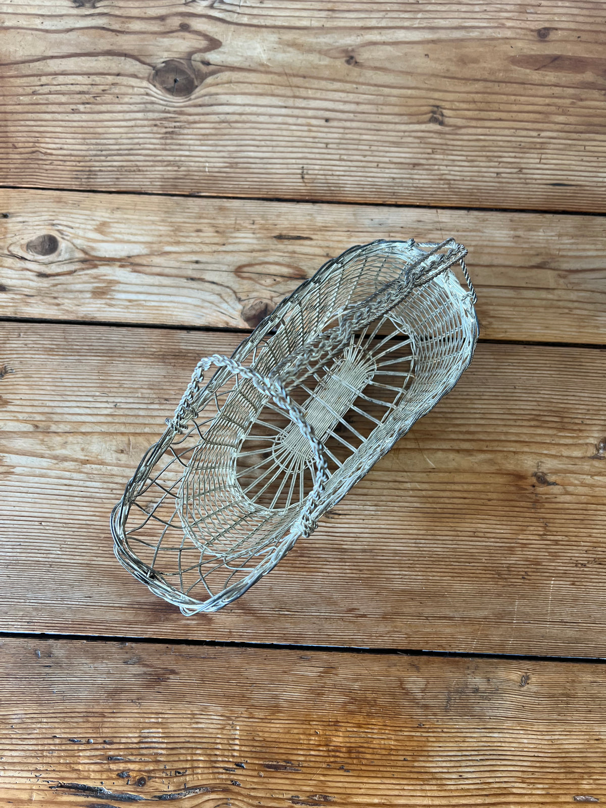 Wire Wine Basket