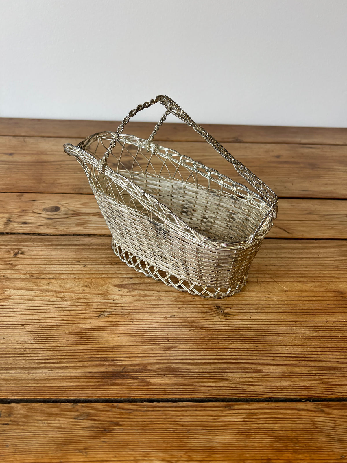 Wire Wine Basket