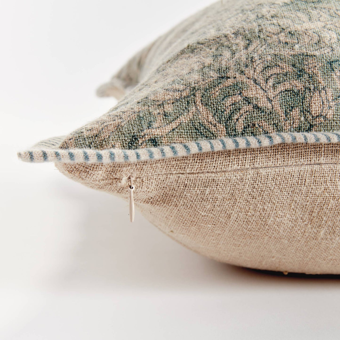 Henriella European Linen Pillow